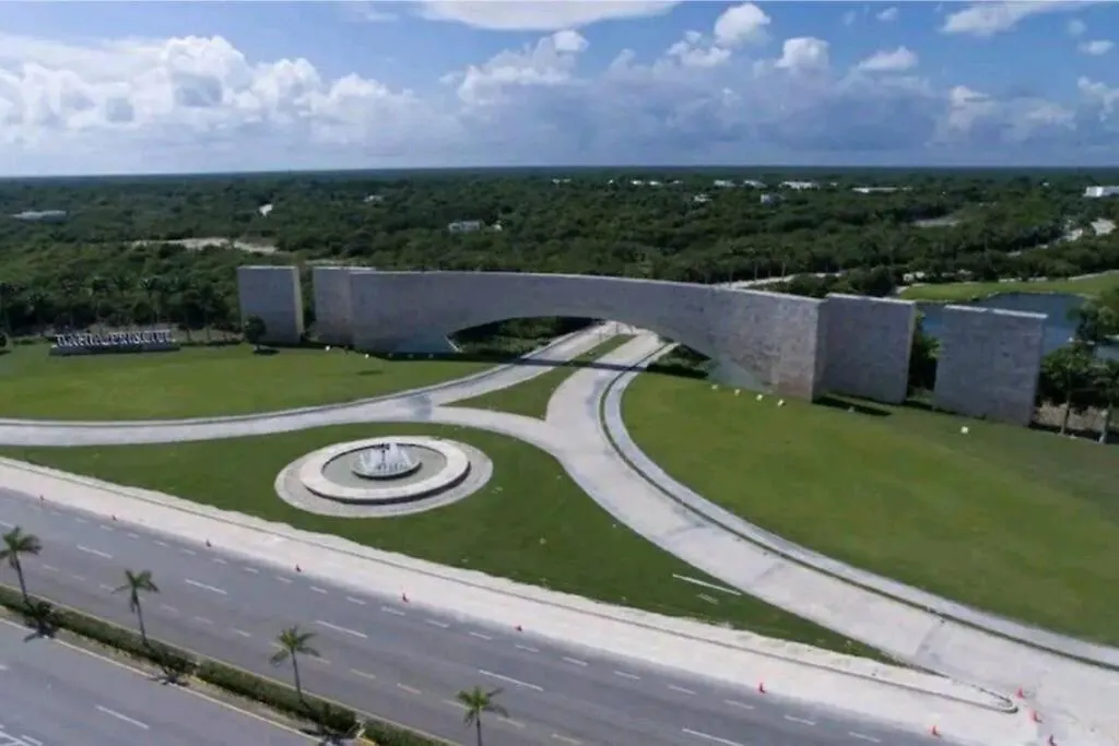 Villa Luxury Downtown-Tulum Countryclub Bahia Principe Akumal