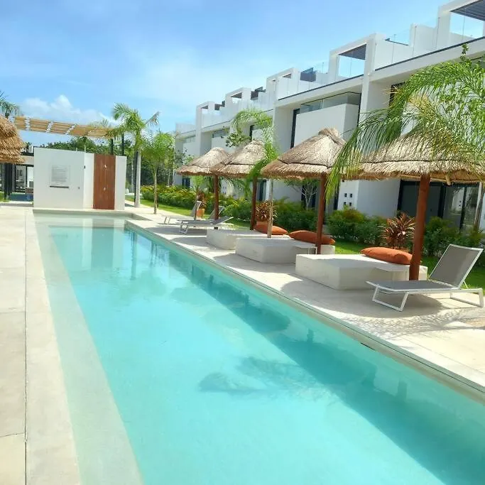 Villa Luxury Downtown-Tulum Countryclub Bahia Principe Akumal